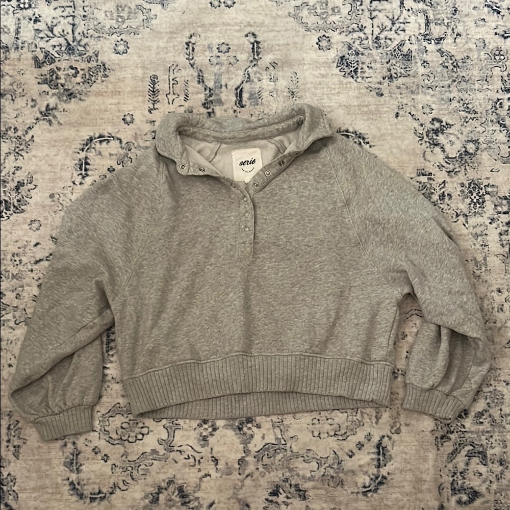 aerie pullover sweater!!